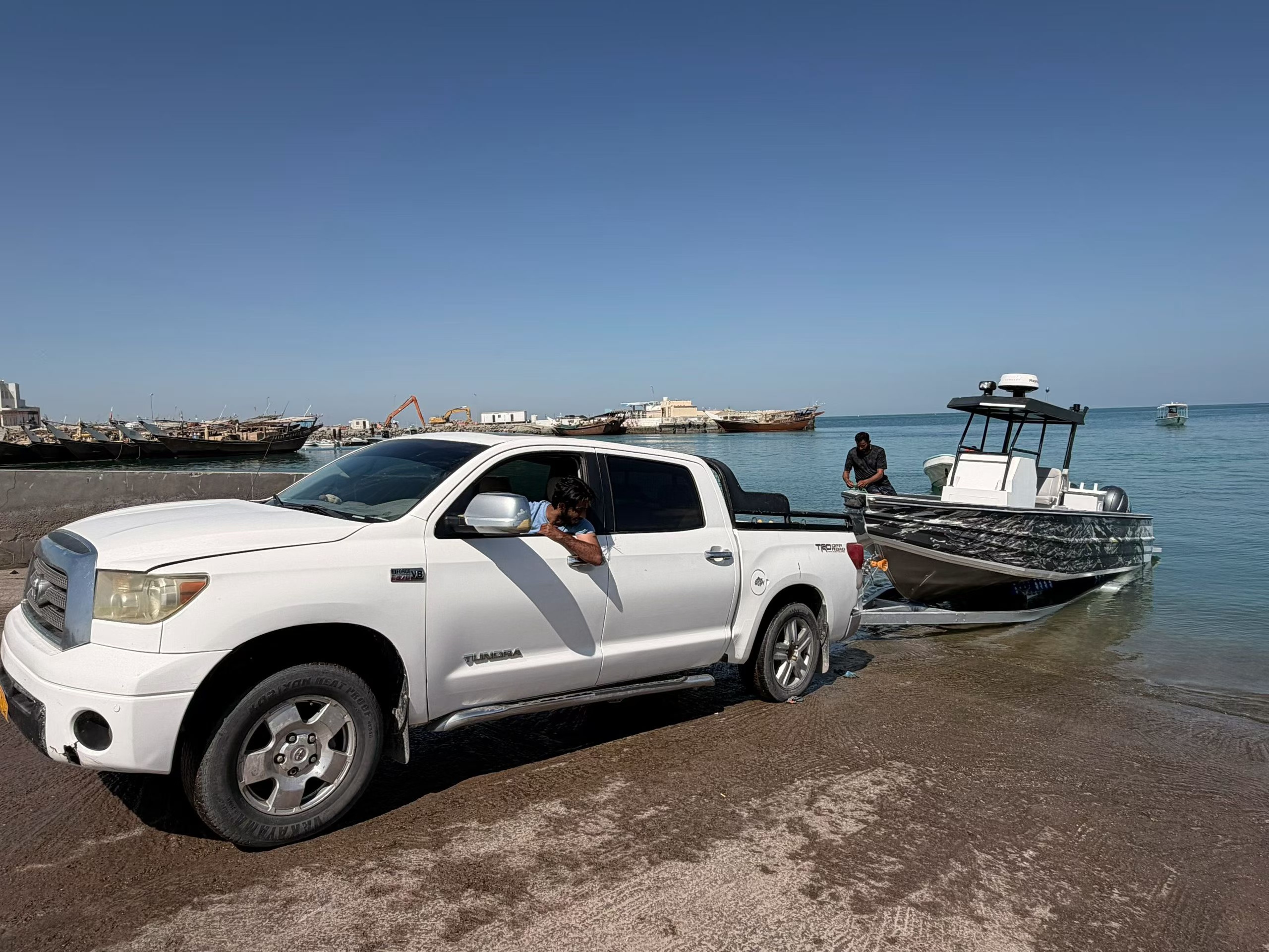 Hunter 28 Masirah Island Fishing Charter Edition Launch - Oman Sport Fishing